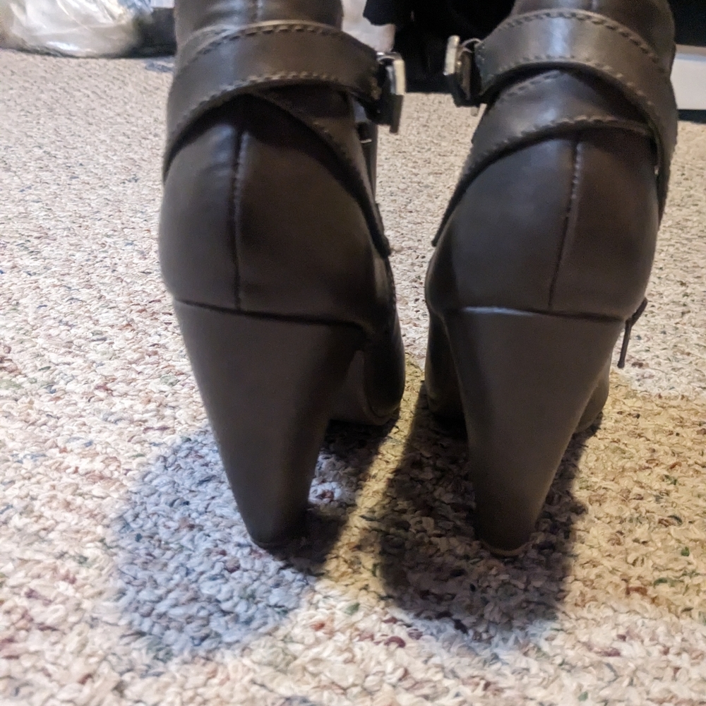 Taup color shoes